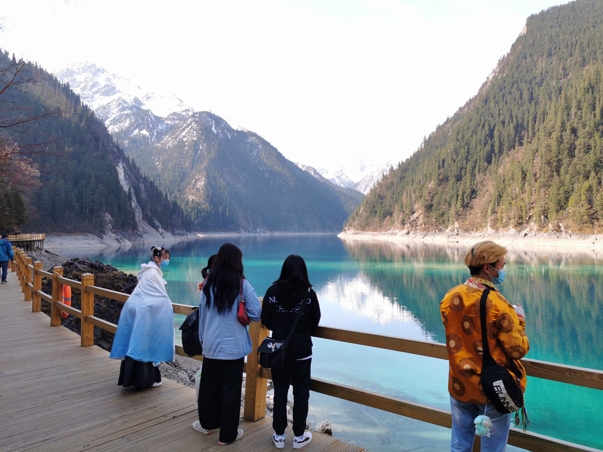 牡丹江城区旅游的景点，三山、十园、六桥、两湖一小九寨